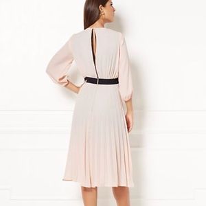 Eva Mendes lace overlay dress size med. Brand new